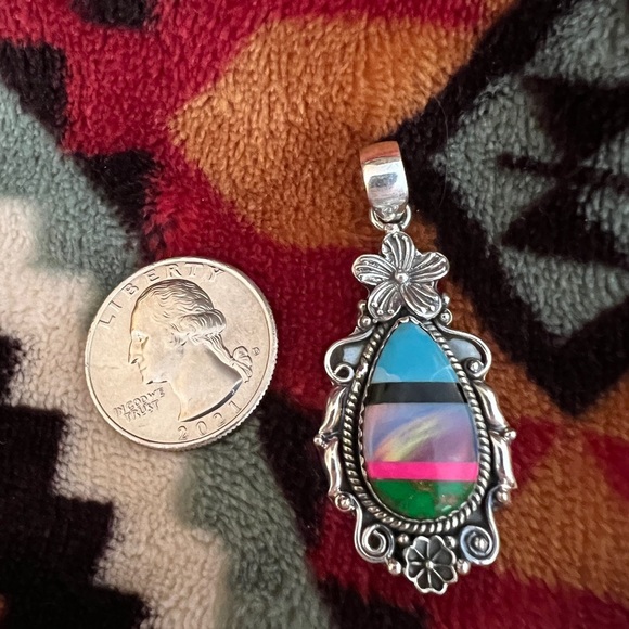 ❤️ Southwestern Stunning Aurora Opal Multi-Stone Inlay 925 Pendant 7.29gm - Picture 10 of 11